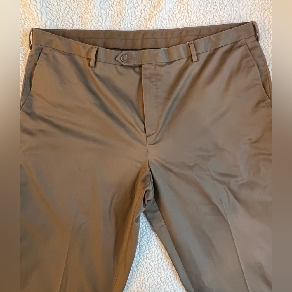 JoS.A. Bank Mens Brown Traveler pant; 44 x 30; good condition